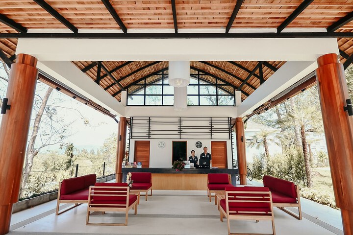 Lobby Entry