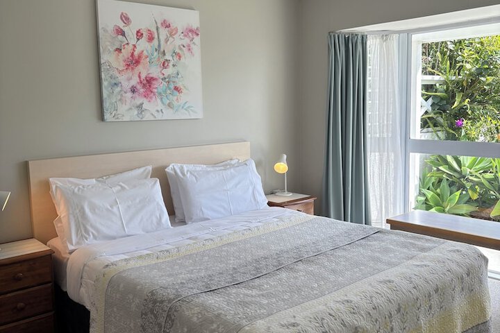 Room 12 of 39
