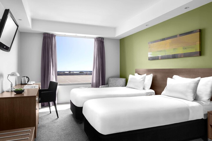 Hotel 70 of 71