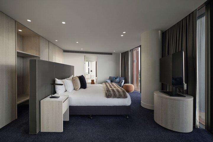 Room 21 of 85