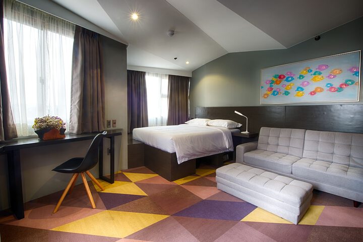Room 10 of 72