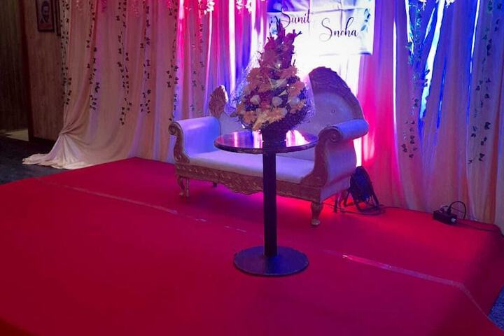 Ballroom/Hall 26 of 32