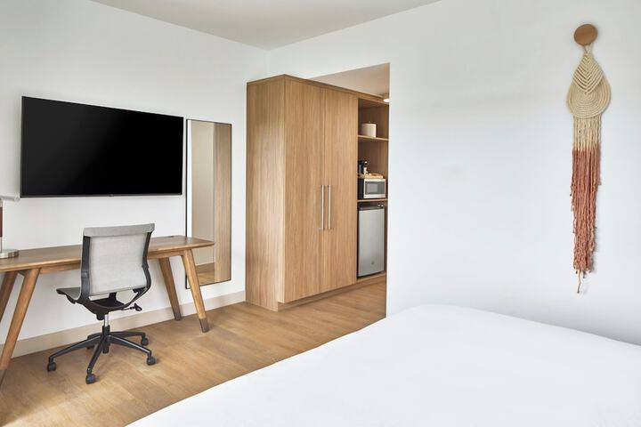 Room 45 of 74