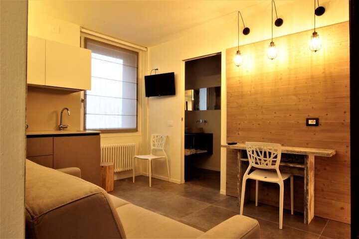 Room 12 of 45