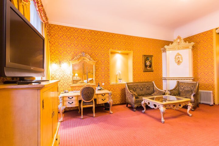 Room 48 of 131