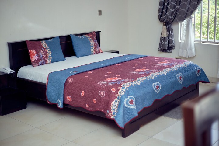 Room 3 of 47