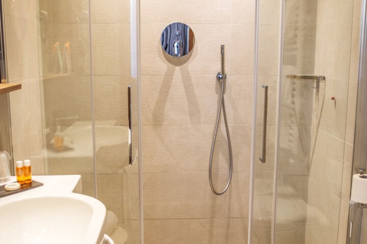Clean Restrooms
