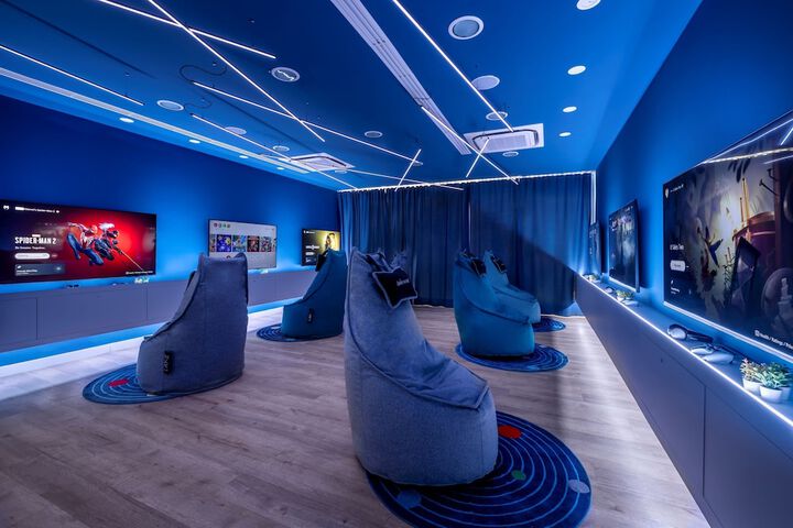 Room 40 of 75