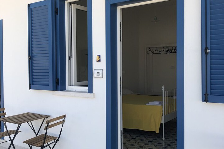 Room 4 of 64