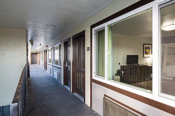 Terrace/Patio 30 of 52