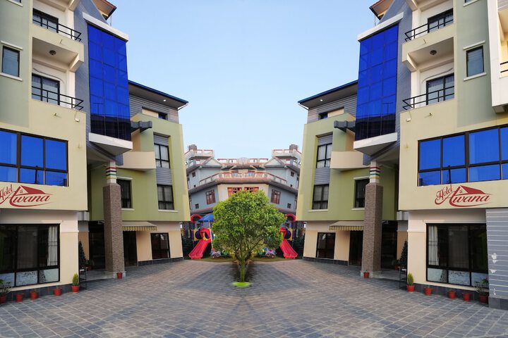 Hotel Awana