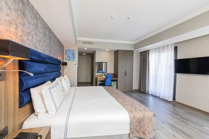 Room 20 of 128