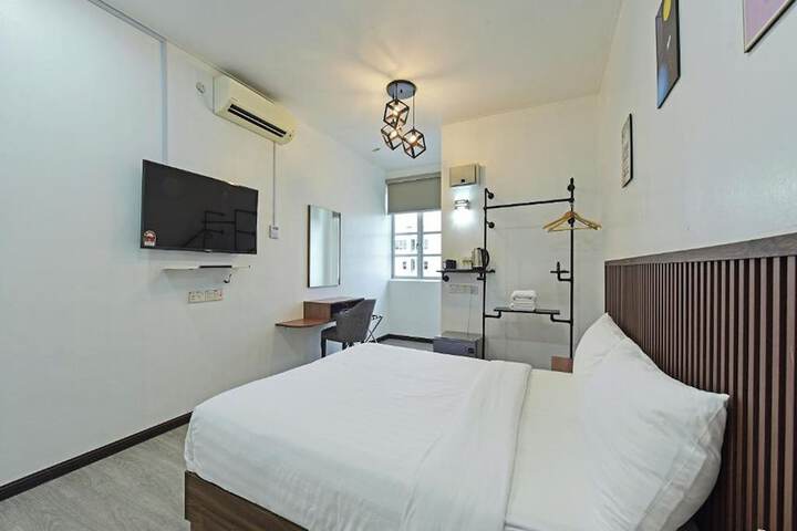 Room 7 of 30