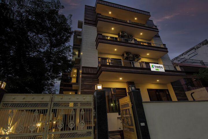 Hotel 31 of 33