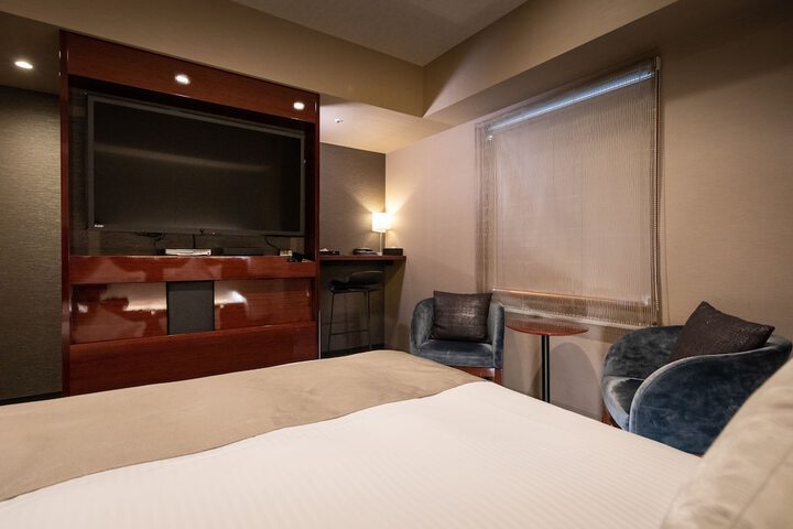 Room 15 of 73