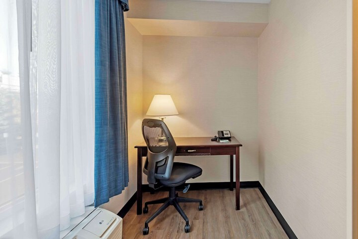 1 King Bed Accessible (1 of 12)