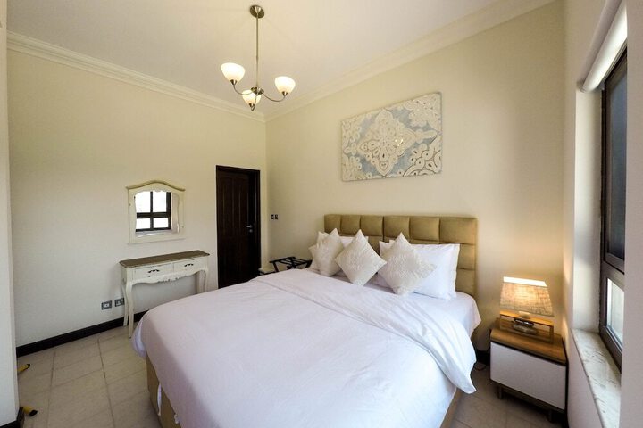 Room 3 of 25