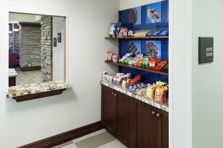 Snack bar