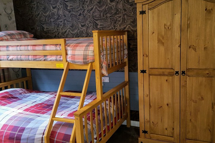 Room 7 of 75