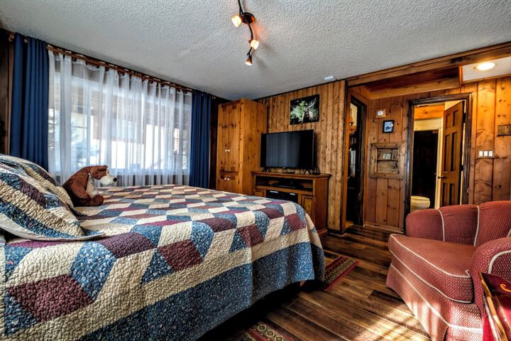 Room 63 of 156