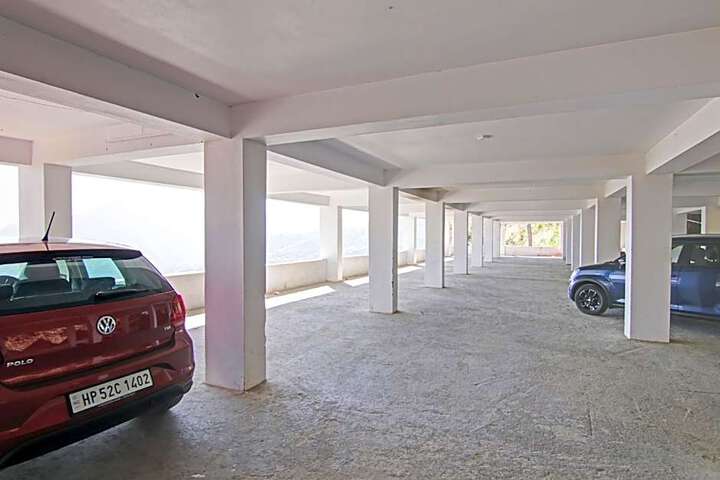 OYO High & Seek Hotel