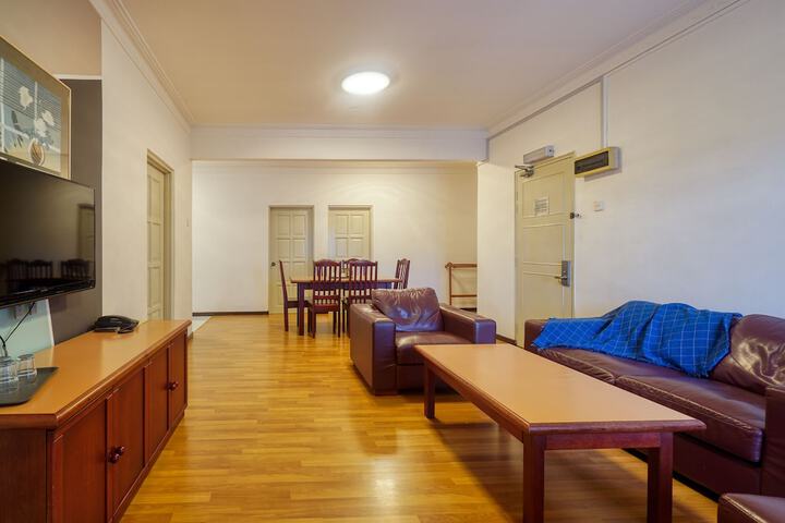 Room 15 of 36