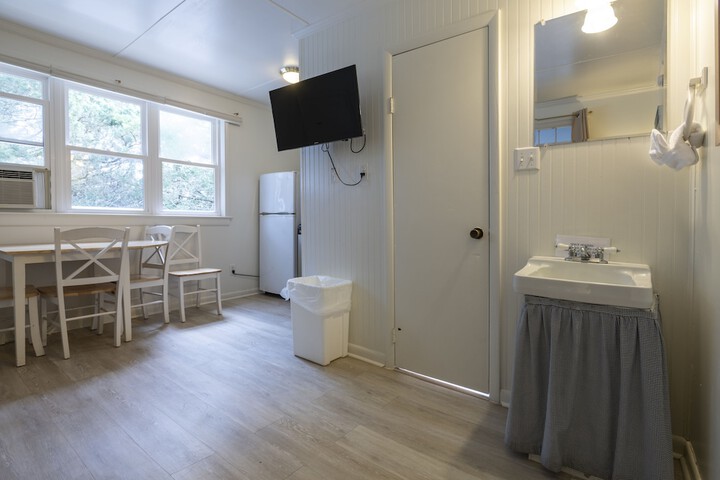 Room 117 of 309