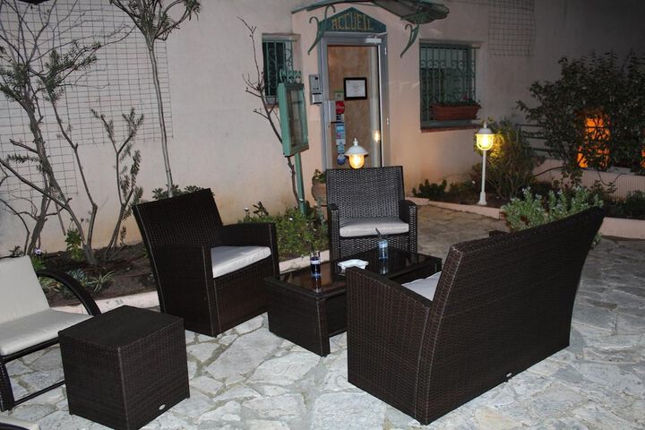 Terrace/Patio 24 of 38