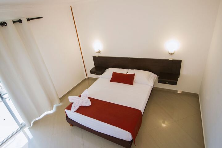 Room 4 of 31