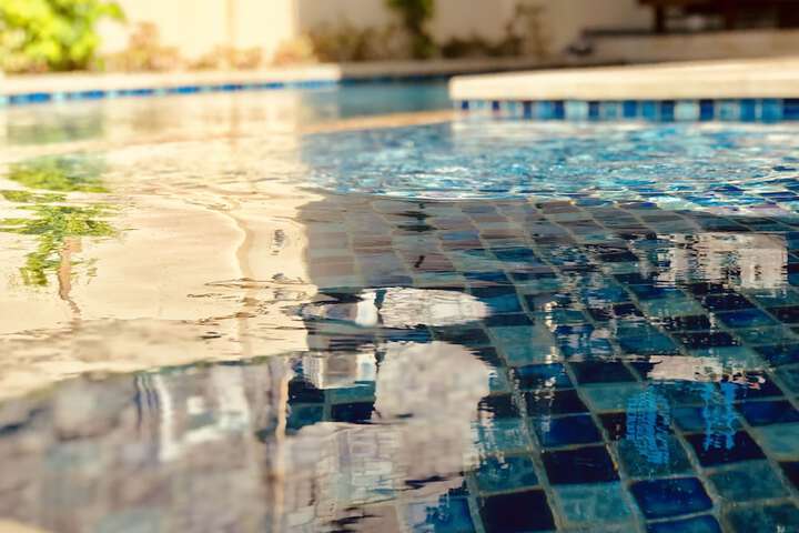 Pool 24 of 69