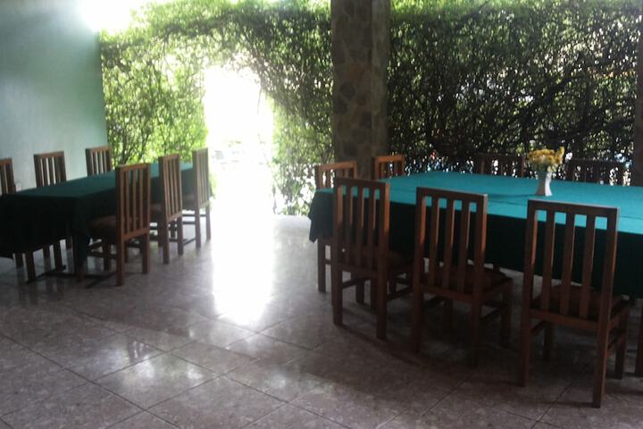 Dining 83 of 115
