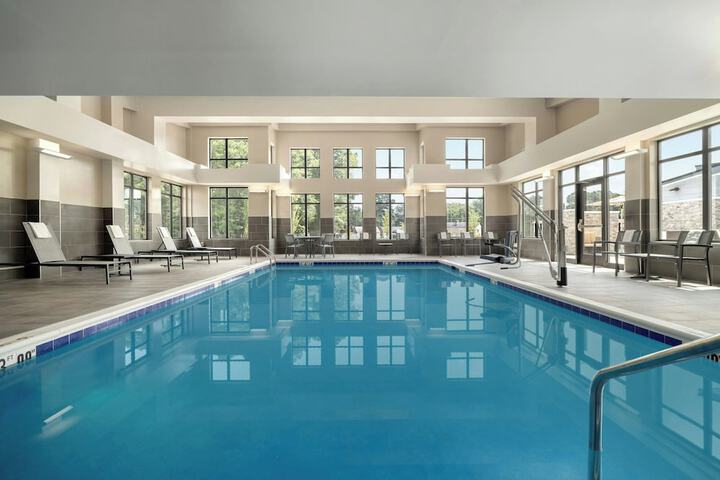 Pool 19 of 35