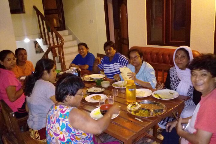Dining 38 of 47