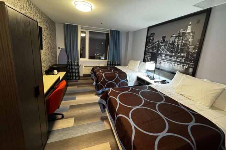 Double Accessible 2 Double Beds (9 of 10)