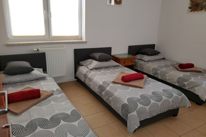 Room 6 of 26