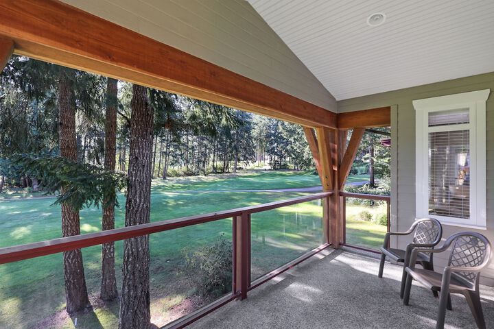 Terrace/Patio 37 of 64