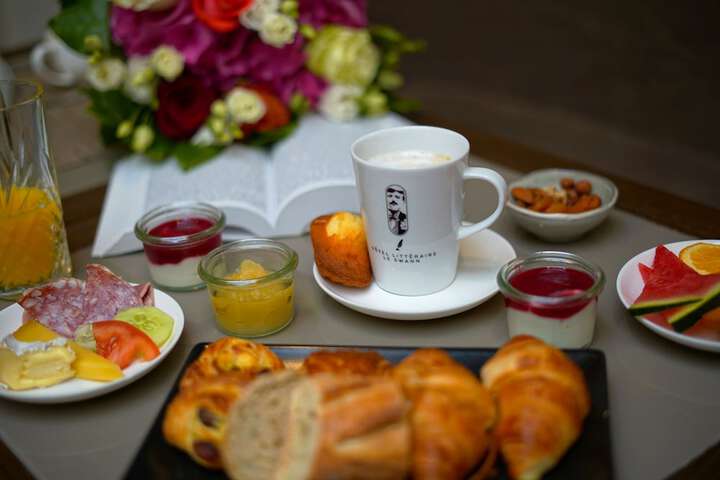 Breakfast/Coffee Service 67 of 81
