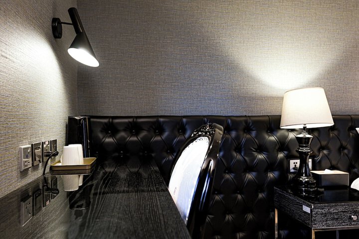 Room 80 of 146
