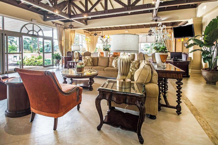 Guest Lobby