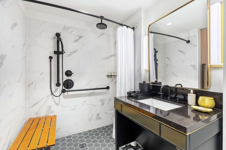 Bathroom shower