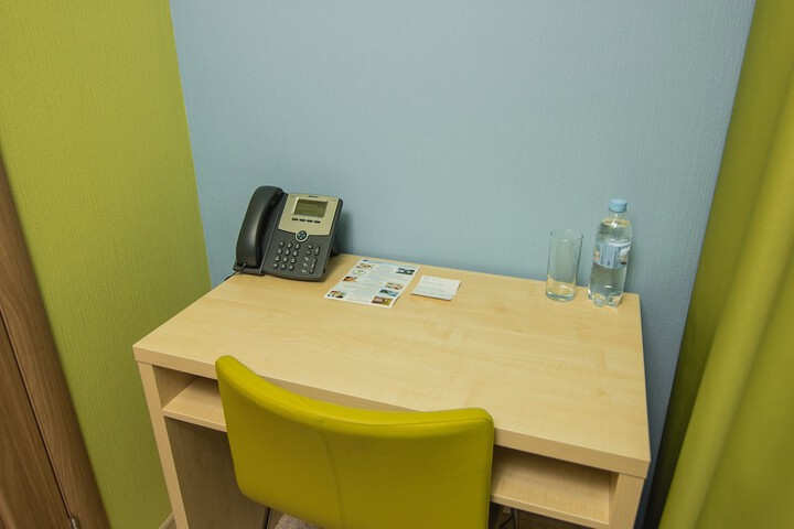 Room 27 of 92