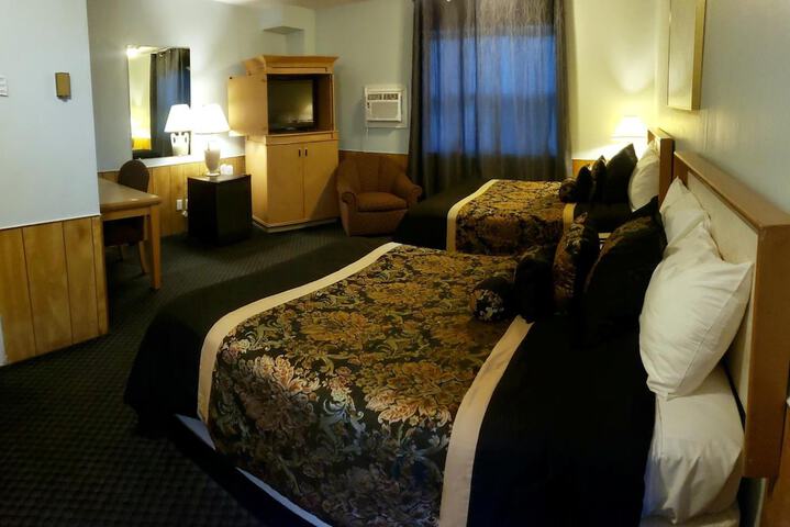 Room 9 of 29