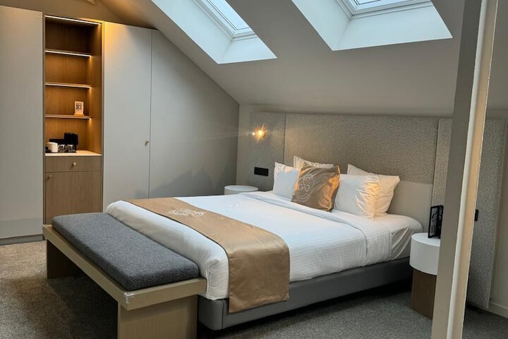 Room 36 of 105