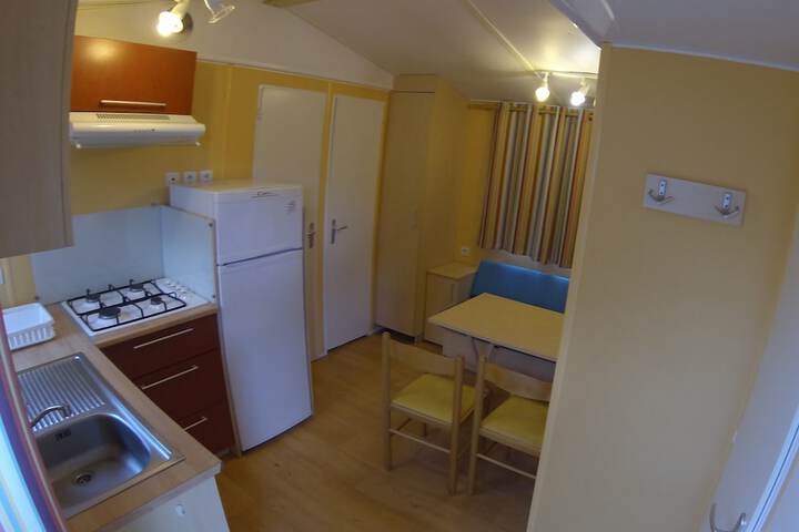 Room 16 of 34