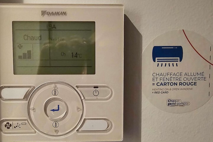 Room 16 of 50