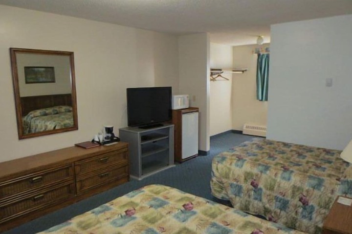 Room 8 of 29