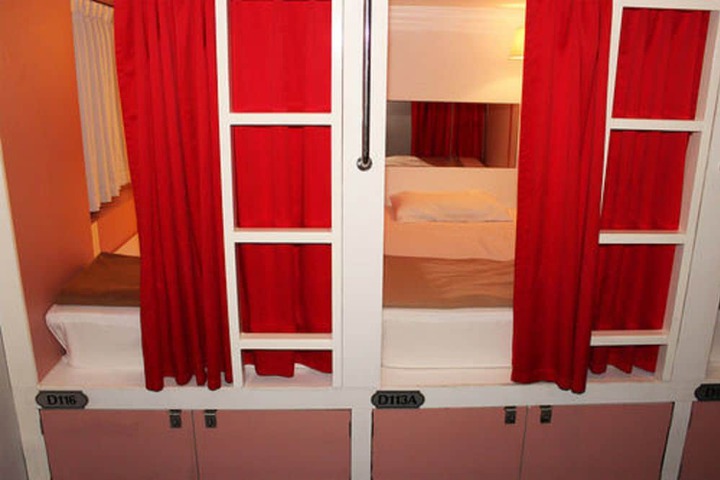 Room 5 of 69