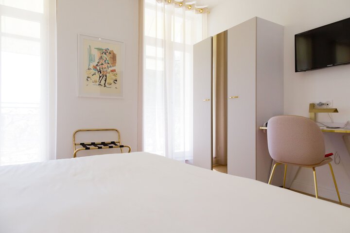 Room 8 of 57