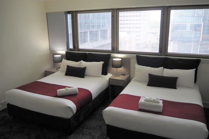 Room 16 of 51