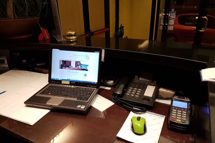 Concierge desk